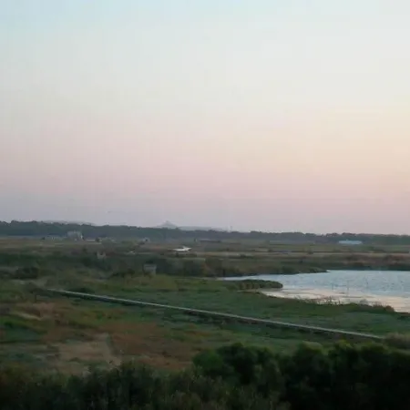 מלון Summertime 3*