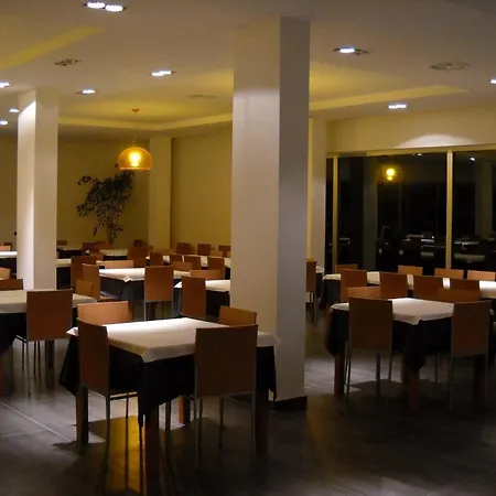 Summertime מלון 3*