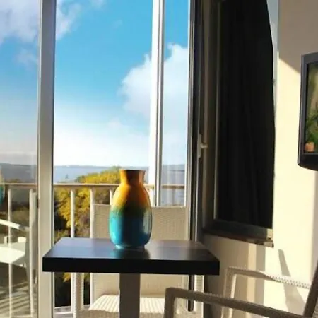 Otel Summertime Càbras