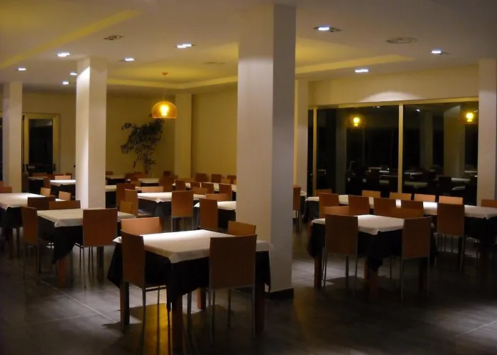 Summertime ホテル 3*